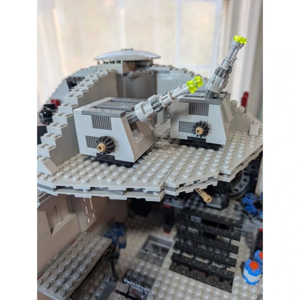 LEGO Star Wars:‎ Death Star (75159) W/ Manual, 99% Complete No Minifigures